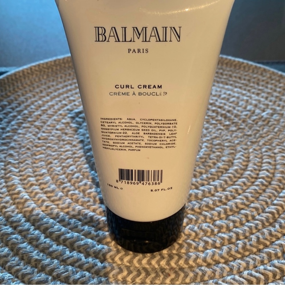 Balmain styling curling cream